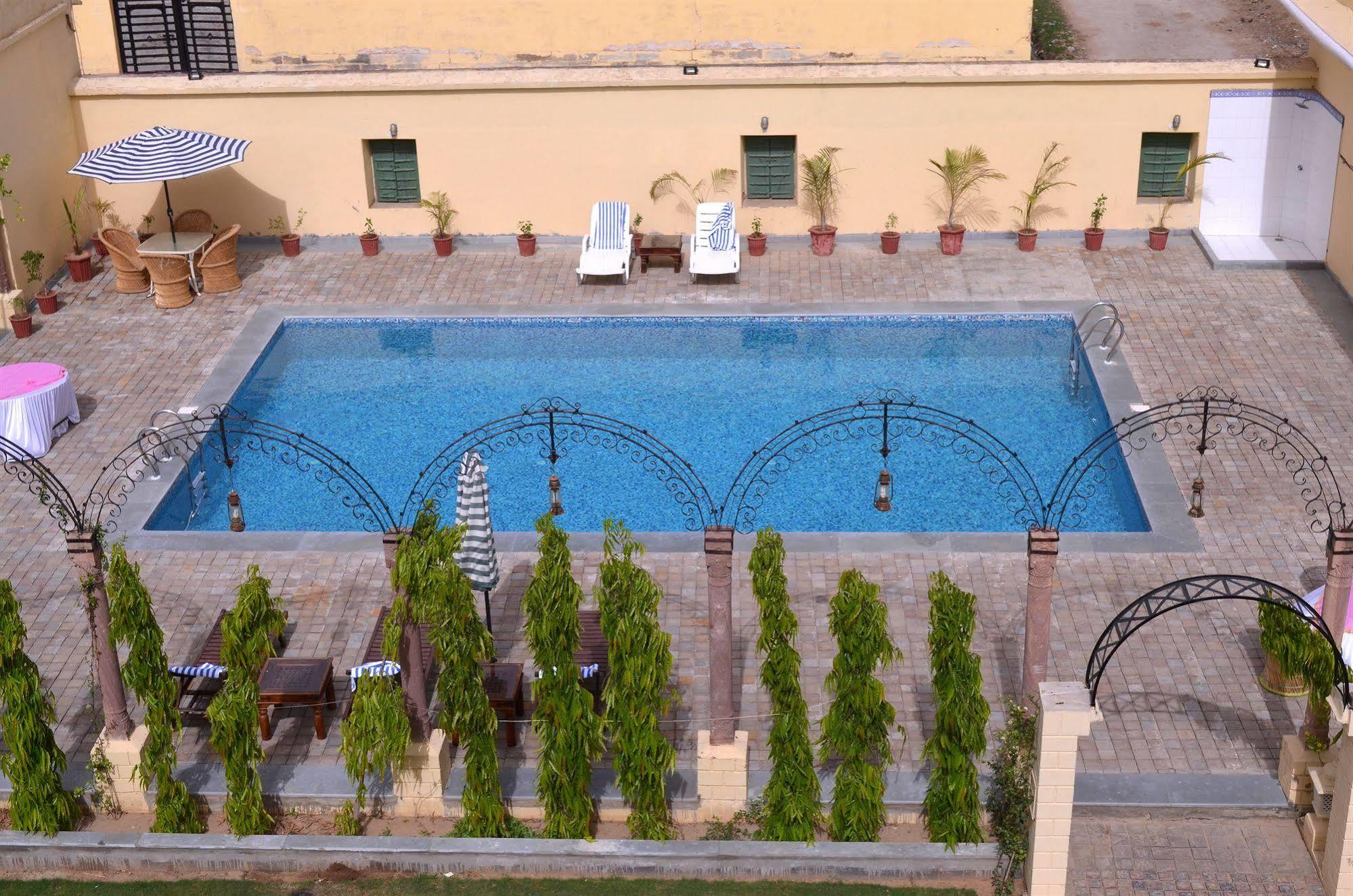 Koolwal Kothi Zinc Journey By The Fern, Nawalgarh, Rajasthan Exterior foto